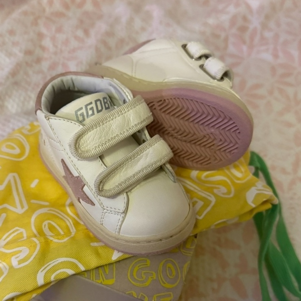 Baby Golden Goose Sneaker excellent condition size 20 white/pink